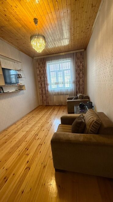 Həyət evləri və villaların satışı: Saray qəsəbəsi — Kirayə həyət evi (2 mərtəbə) Saray qəsəbəsində -da lalafo.az — 5 Həyət evləri və villaların satışı: Saray qəsəbəsi — Kirayə həyət evi (2 mərtəbə) Saray qəsəbəsində — 5