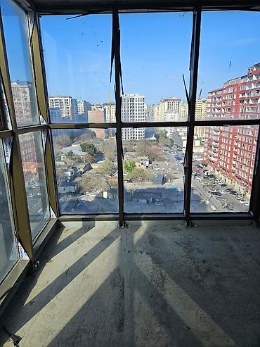 Mənzillər: 3 otaqlı, Yeni tikili, 108 kv. m — 6