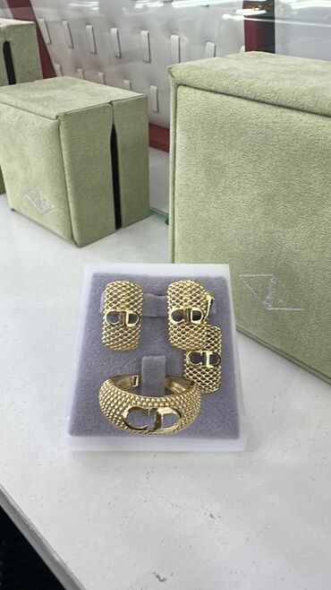 Браслеты: Золотые браслеты и цепочки — широкий выбор моделей Описание: - — 40