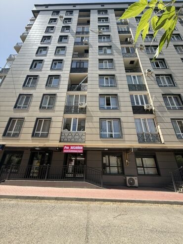 Коммерческая недвижимость: Продаю Магазин В жилом доме, 90 м², Свежий ремонт, С санузлом, 1 этаж