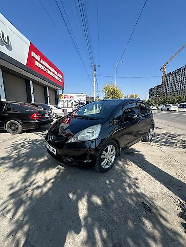 срочно портер сатылат: Honda Jazz: 2009 г., 1.5 л, Кол менен иштөөчү, Бензин, Хетчбек — 1