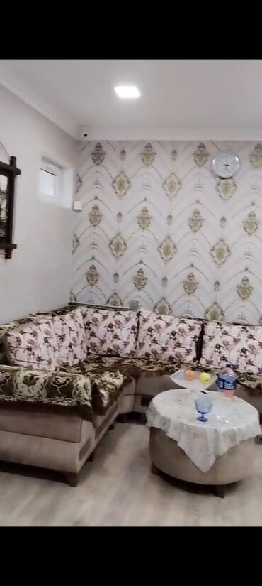 Həyət evləri və villaların satışı: Bakıxanov qəs. 3 otaqlı, 100 kv. m, Orta təmir — 12