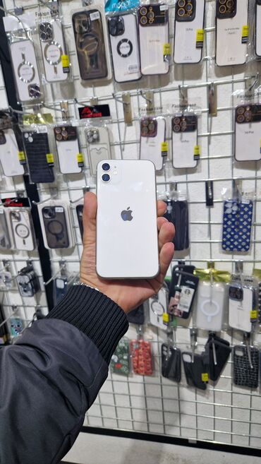 Apple iPhone: IPhone 11, 128 GB, Ağ, Zəmanət, Simsiz şarj, Face ID