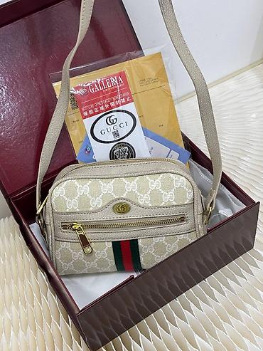 dəri plas kisi: Lüks brendli çanta kolleksiyası Məhsullar: - Goyard Boston tərzində — 5