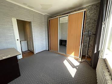 125: 3 комнаты, 60 м², Асанбай мкр 106 серия, 8 этаж, Косметический ремонт — 6