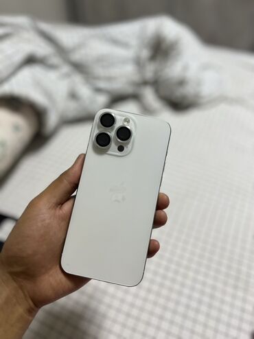 Apple iPhone: IPhone 15 Pro Max, 256 ГБ, White Titanium, Коробка, 90 %