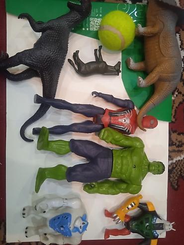 Другие игровые комплексы: Детские игрушеки транспорт и герои Состав: - Разнообразные машинки — 11