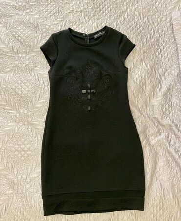 Dəstlər, kostyumlar: Qadın geyimləri dəsti 1) Qara bleizer - Marka: Koton - Yaxası — 3