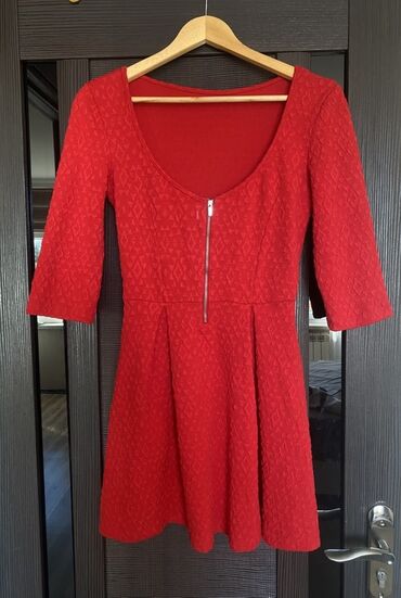 Hicab: Gündəlik don, Mini, Bershka, S (EU 36)