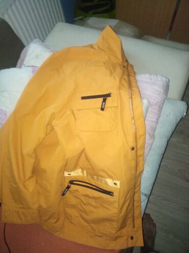 converse jakne: Prodajem musku jaknu broj 48 dobru letnju hitno ocuvana dobro na lalafo.rs converse jakne: Prodajem musku jaknu broj 48 dobru letnju hitno ocuvana dobro