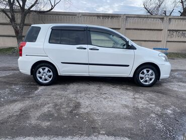 Toyota: Toyota Raum: 2004 г., 1.5 л, Автомат, Бензин, Минивэн