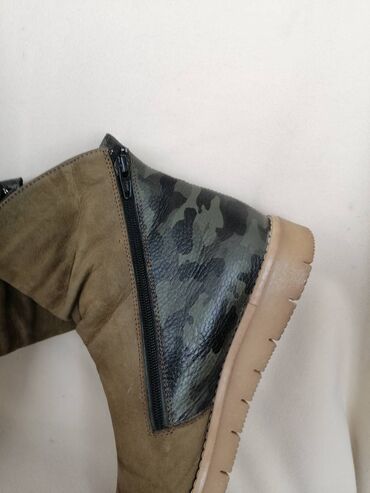 Gležnjače: Gležnjače, Stefano, 38 — 5