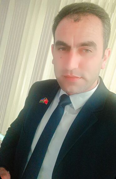 Digər avto xidmətlər: Ailə şoferi işi axtarıram yaş 36 pis vərdişlərdən uzağam səhər gec