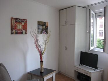 Dugoročni najam stanova: Studio-stan — 4