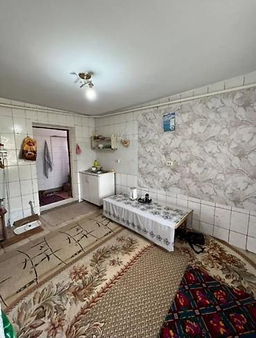 Продажа коттеджей и домов: Продаётся жилой дом с просторными комнатами и большим участком, а — 7