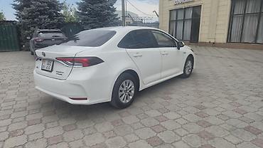 corolla 2004: Toyota Corolla: 2021 г., 1.8 л, Вариатор, Гибрид, Седан — 4