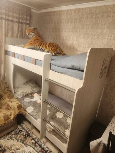 детский двухярусный кровать: Двухъярусная детская кровать, ЛДСП, цвет - Бежевый