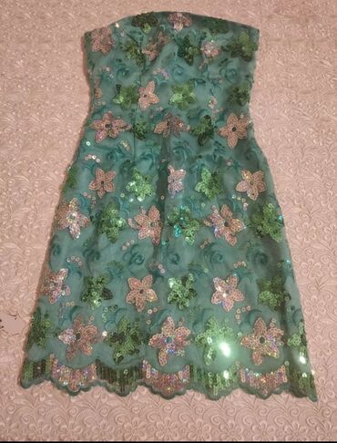 Ziyafət donları: Satilir ucuz giymete heresinin oz giymeti var — 27