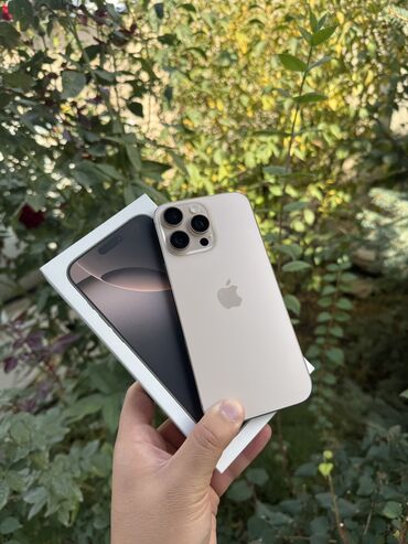 купить телефон без банка: IPhone 16 Pro Max, Колдонулган, 256 ГБ, Desert Titanium, Куту, Бөлүп төлөө менен, 98 %