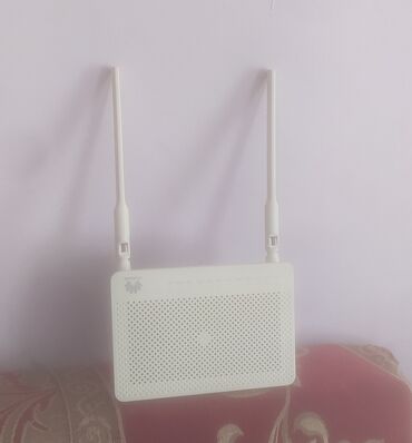 купить 4g модем бу: Gpon modem Huawei Sumqayıtdadır Tam işlək vəziyyətdədir, əla işləyir