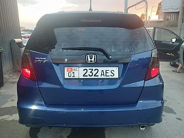 e6 3: Honda Fit: 2009 г., 1.5 л, Автомат, Бензин, Хэтчбэк — 3