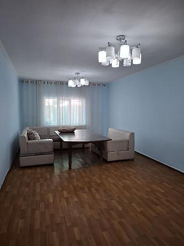 Продажа коттеджей и домов: Дом продаётся от собственника. г.Бишкек, пер.Буденного пересекает — 4