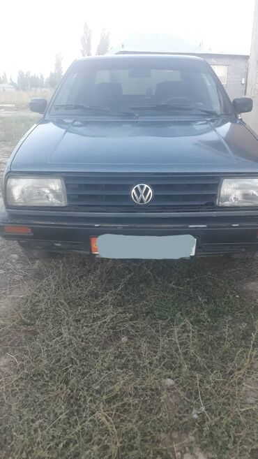 запчасти volkswagen golf: Volkswagen Jetta: 1988 г., 1.8 л, Механика, Бензин, Седан