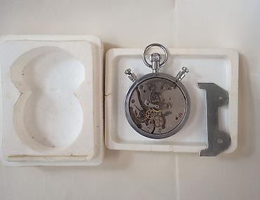 Digər idman və istirahət malları: Saat. Saniyəölçən .Təzə karobkada. 1989 il . Vatsap var. O biri — 2