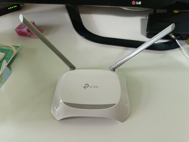 роутер с модемом: Продам роутер Tp-link wr840n.
Б/у в хорошем состоянии