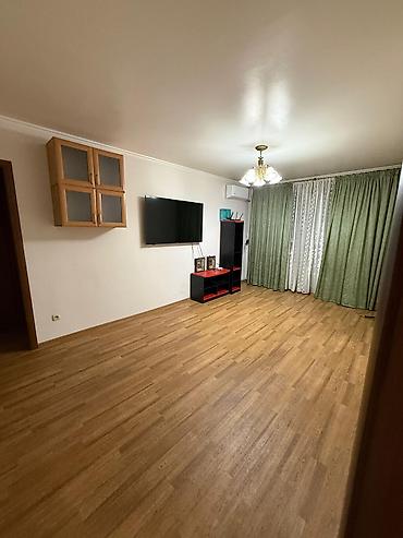 кольбаев: 3 комнаты, 58 м², 104 серия, 1 этаж — 1