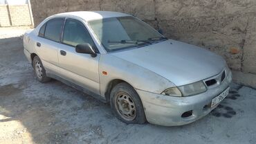 Mitsubishi: Mitsubishi Carisma: 1995 г., 1.6 л, Механика, Бензин, Хэтчбэк