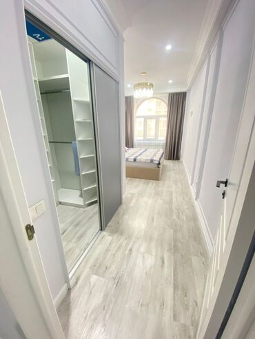 Долгосрочная аренда квартир: 3 комнаты, Агентство недвижимости, Без подселения, С мебелью полностью — 5