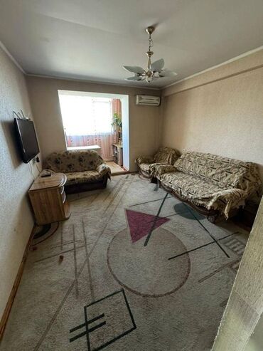 срочно сдаётся квартира: 2 комнаты, 50 м², Индивидуалка, 5 этаж, Косметический ремонт