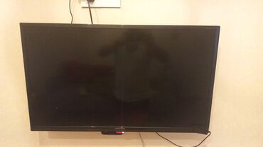 Perodua: Hoffmann LED TV - Ekran diaqonalı təxminən 32–40 düym (divara