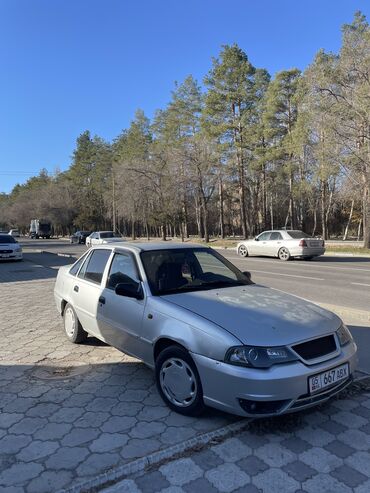 Daewoo: Daewoo Nexia: 2011 г., 1.6 л, Механика, Бензин, Седан