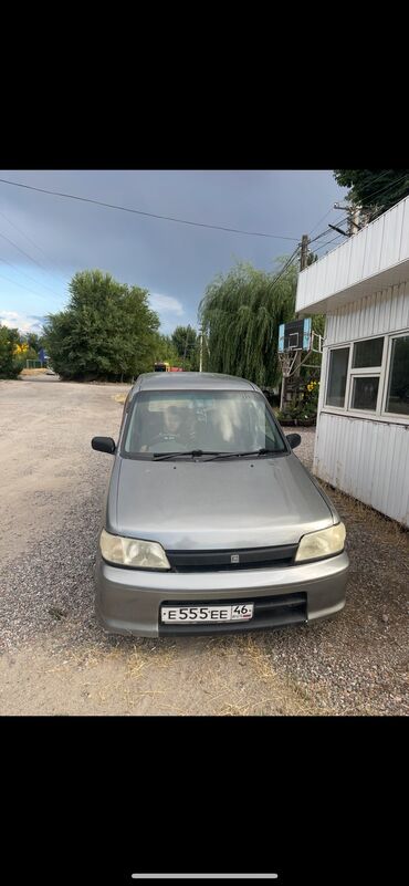 Nissan: Nissan Cube: 2001 г., 1.3 л, Автомат, Бензин, Кроссовер