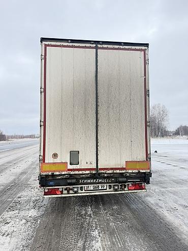 Тягач, Renault, 2010 г., Шторный