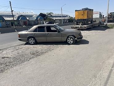 ли 9 авто: Mercedes-Benz W124: 1990 г., 2.3 л, Механика, Бензин, Седан — 5