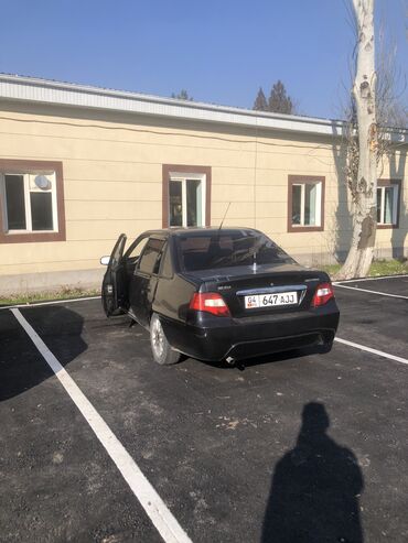 Daewoo: Daewoo Nexia: 2011 г., 1.6 л, Механика, Бензин, Седан