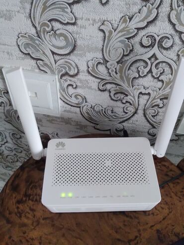 wi fi modem: Çox az istifadə olunub