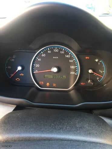 Hyundai: Hyundai i10: 1.1 l. | 2011 έ. Χάτσμπακ — 12