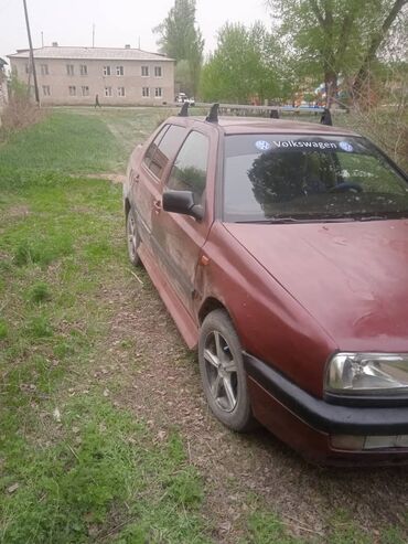 машына венто: Продается Volkswagen Golf III, бордового цвета. Автомобиль оснащен