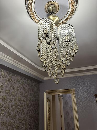guzgu samdan: Çılçıraq, 3 lampa, Xrustal — 1