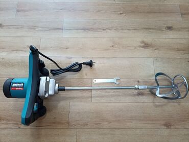 насос для волы: Электрический миксер Makita UT1200 предназначен для смешивания