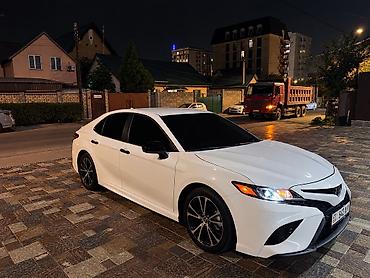 Toyota Camry: 2019 г., 2.5 л, Автомат, Бензин, Седан