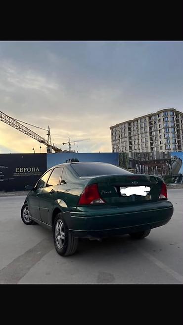 bmw 750il e38 цена: Ford Focus: 2000 г., Автомат, Седан — 4