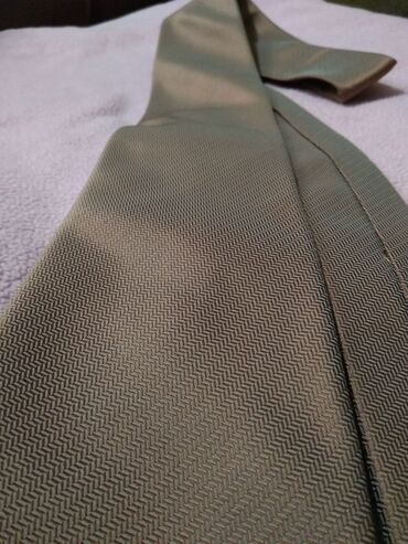 Košulje: Kravata 
Hugu Boss — 10