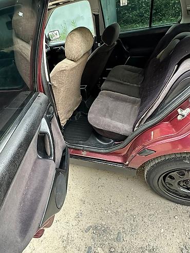 Volkswagen: Volkswagen Vento: 1993 г., 1.8 л, Механика, Бензин, Седан at lalafo.kg — 10 Volkswagen: Volkswagen Vento: 1993 г., 1.8 л, Механика, Бензин, Седан — 10