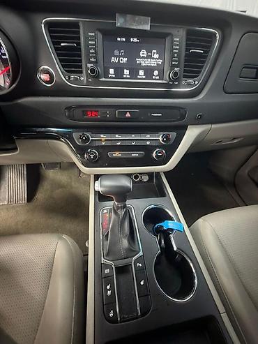 Унаа: Kia Carnival: 2020 г., 2.2 л, Автомат, Дизель, Вэн/Минивэн — 5