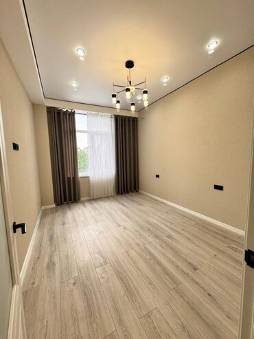 азия молл квартира: 2 комнаты, 37 м², Элитка, 2 этаж, Евроремонт